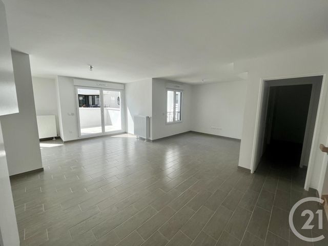 Appartement F5 à vendre - 5 pièces - 120.21 m2 - CHESSY - 77 - ILE-DE-FRANCE - Century 21 Orquéra Immobilier